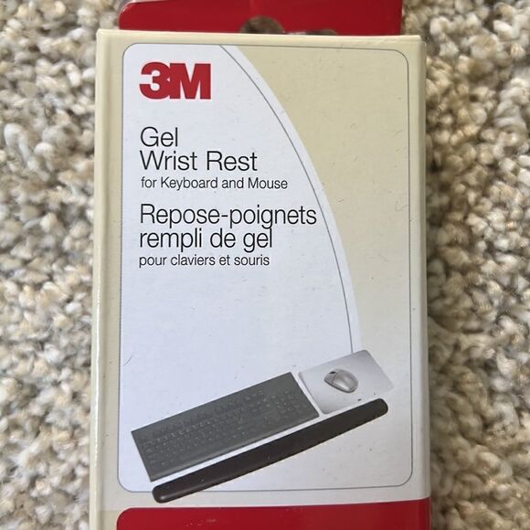 3M Gell Wrist Rest  - Picture 2 of 8